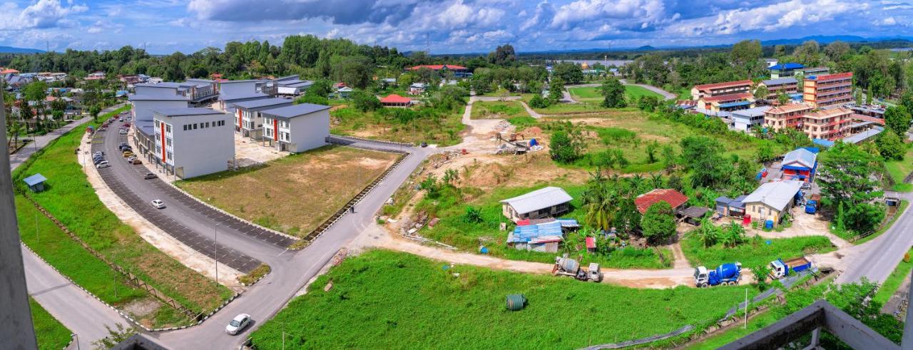 Seri Simanggang Hotel Exterior foto