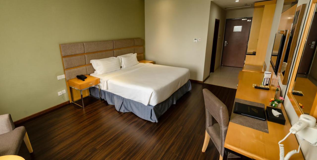 Seri Simanggang Hotel Exterior foto
