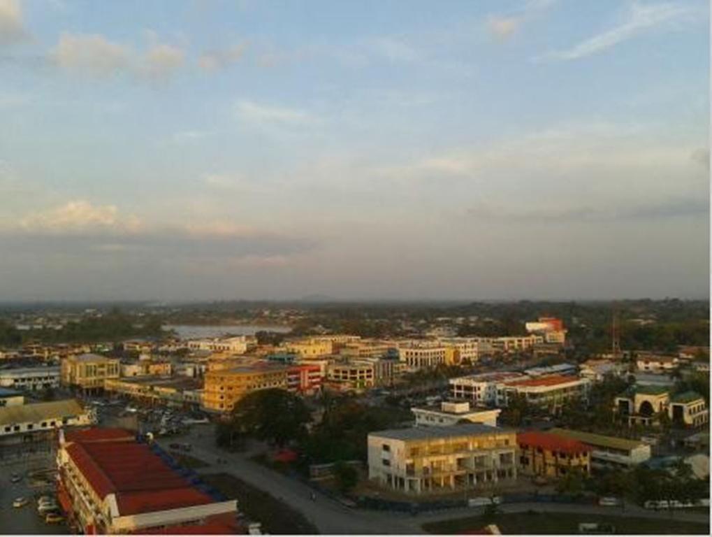Seri Simanggang Hotel Exterior foto
